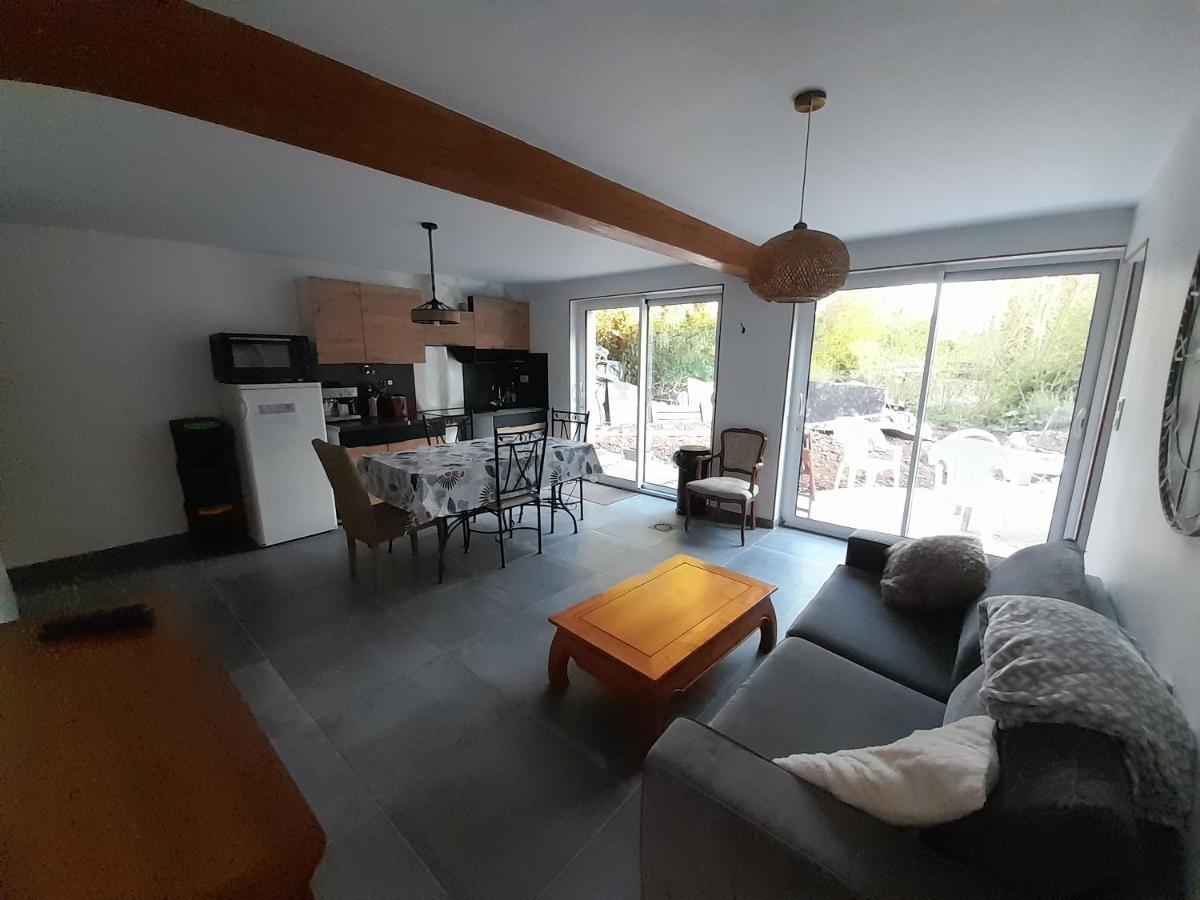 Appartement Sur Jardin Au Calme A Pernes 1 Chambre Exterior photo
